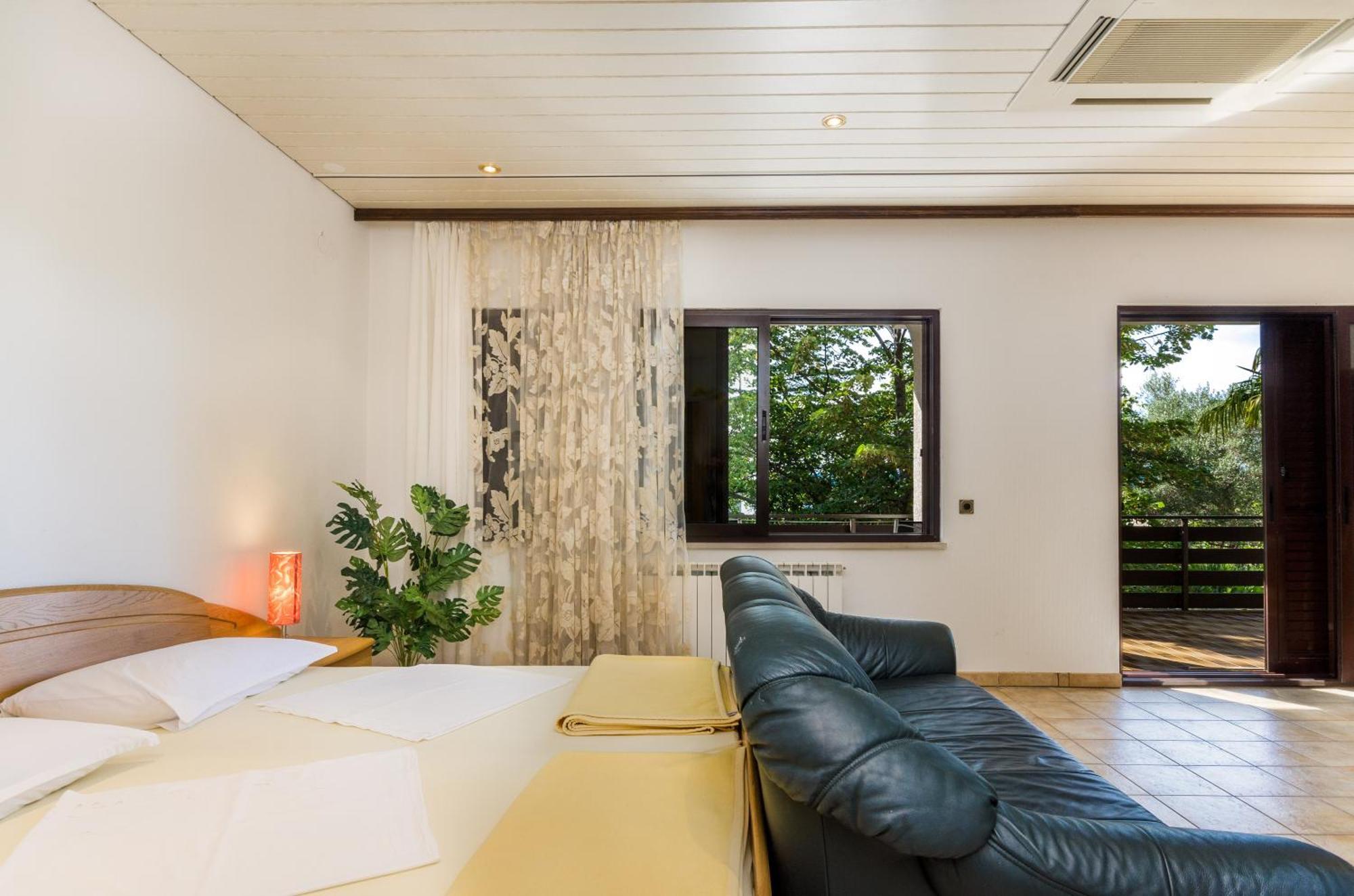 Villa Nada 茨里克韦尼察 外观 照片